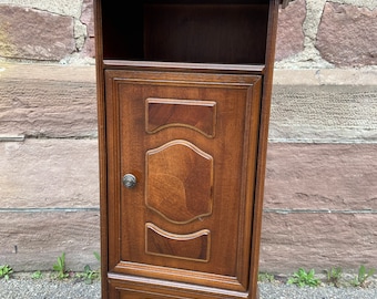 Consola Selette Mesita de noche francesa de madera Mesita de noche de estilo renacentista catalán Nachtschränken Rokoko años 80