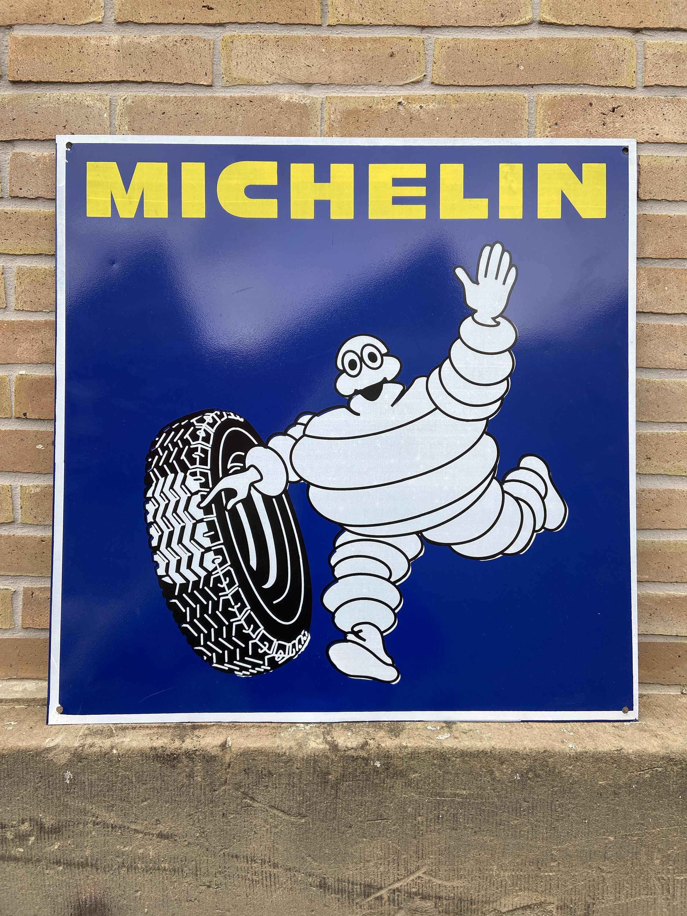 Michelin pin - Etsy 日本