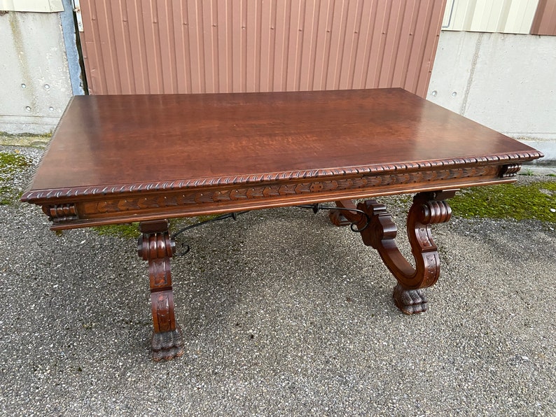 Large extendable Catalan Spanish Renaissance dining table image 8