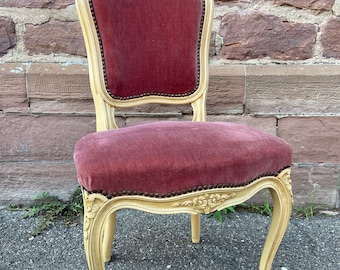 sublime French chair Louis XV style vintage cabriolet Velvet upholstered 1960 rococo Provence