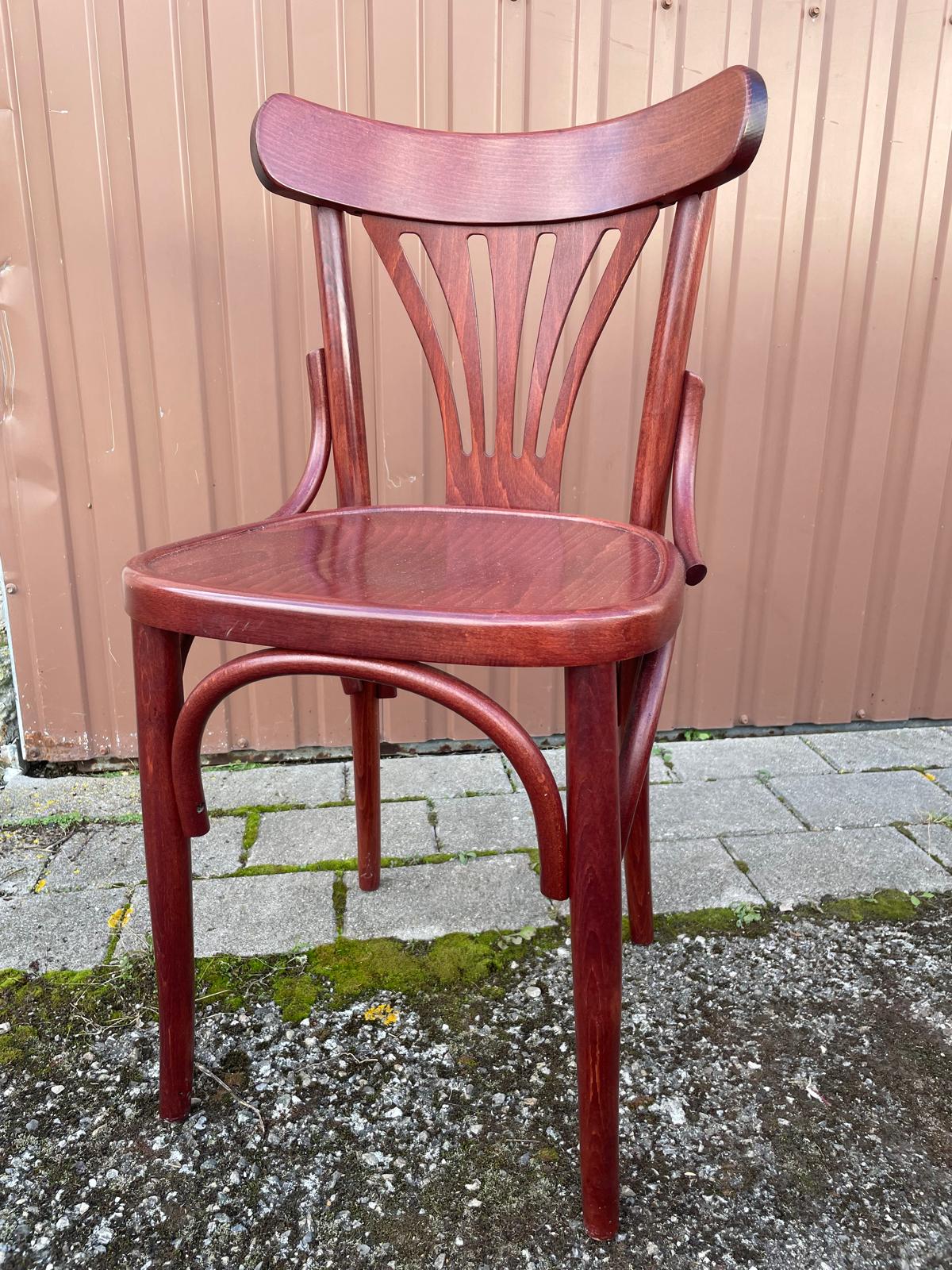 Chaises Thonet dans le style Bauhaus de Thonet chez