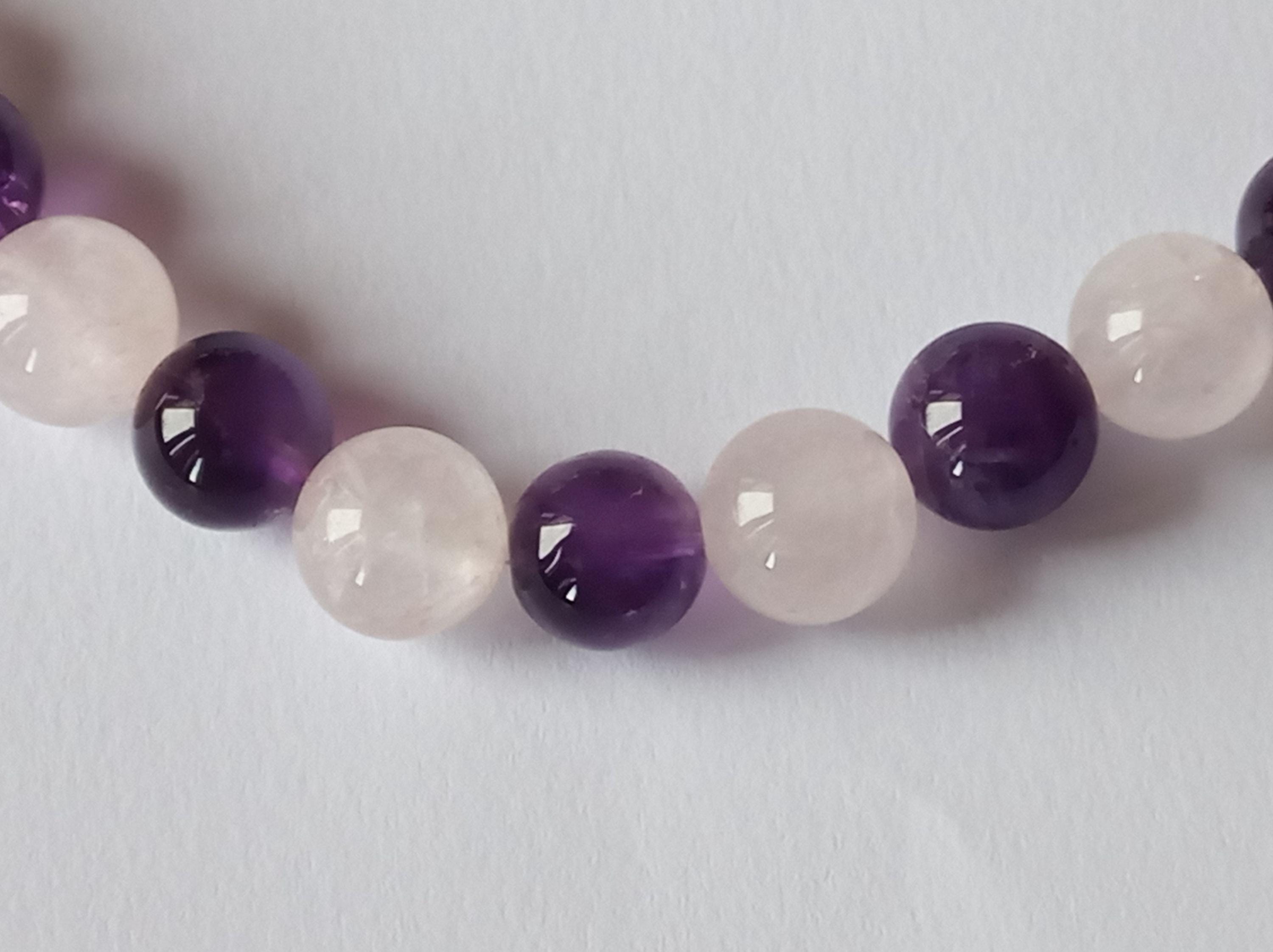 Collier En Améthyste Et Quartz - 33 Cm, Pierres Rondes Violettes, Fermoir, Lithothérapie