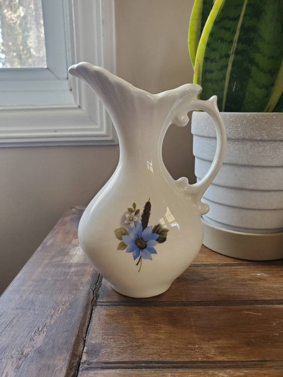 Vintage Blue Posy Pitcher Blue Flowers Bud Vase Cute Farm Creamer Pitcher  With Small Blue Flower Design Kitchen Decor 