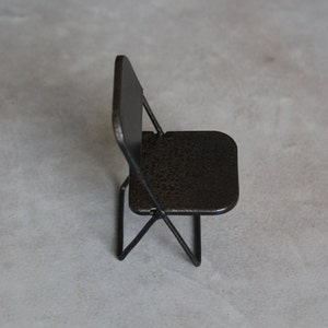 Dollhouse Funiture: Folding Chair