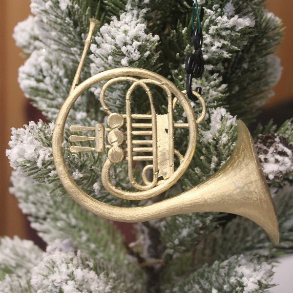 Waldhorn Ornament