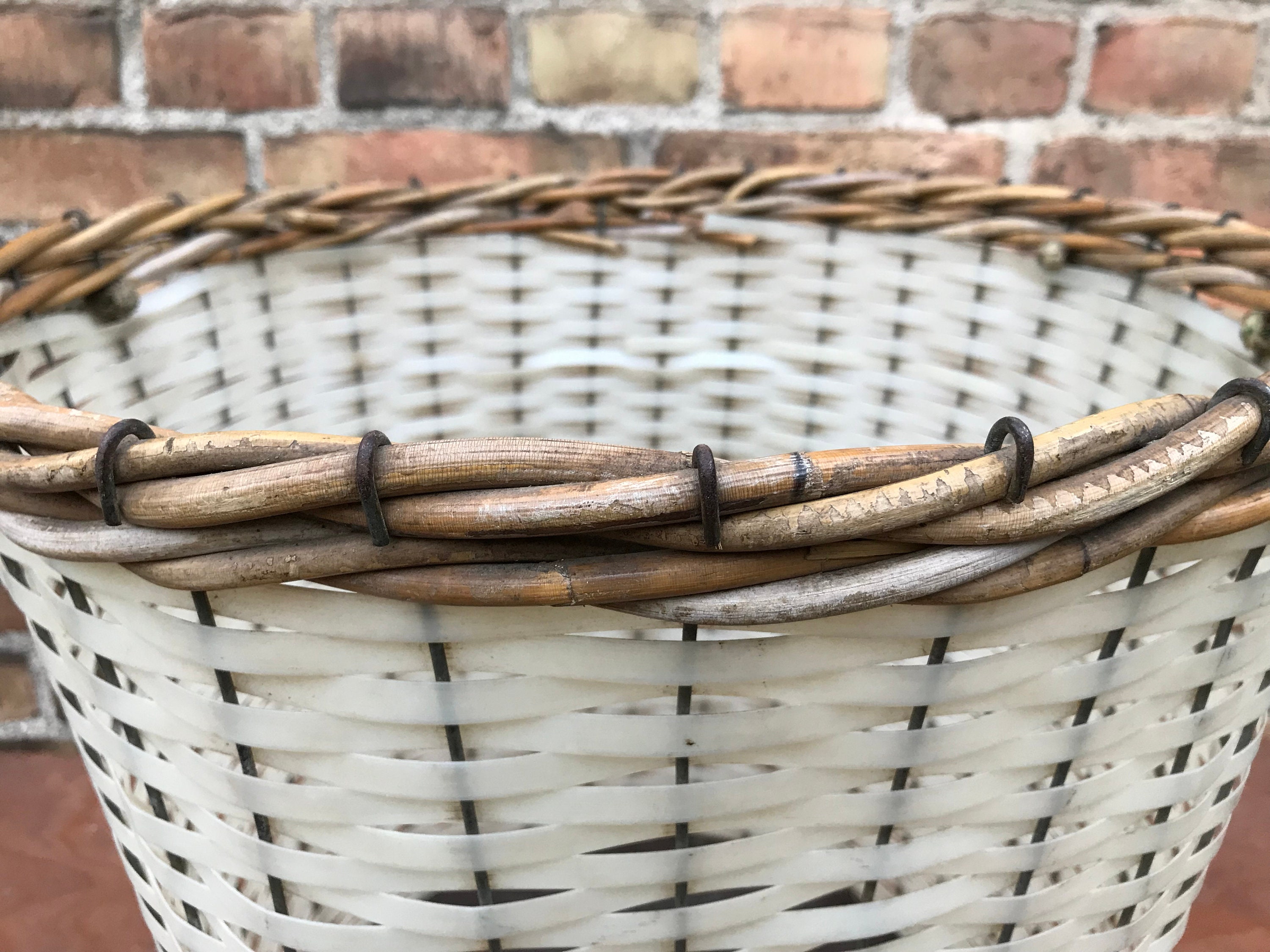 Vintage Wäschekorb mid century weiß