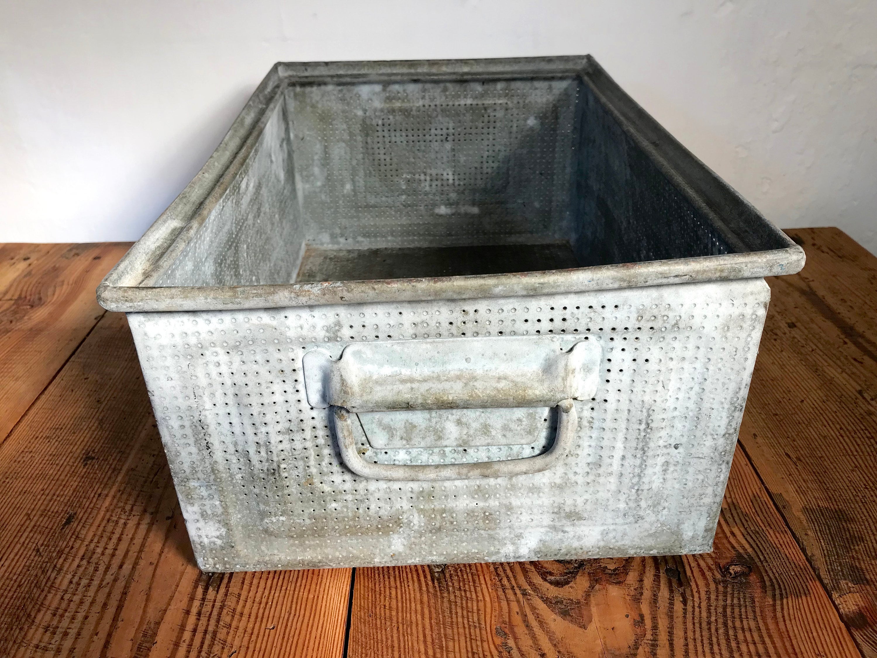 Vintage staple box 47x32x20 Shepherd's box perforated sheet metal box