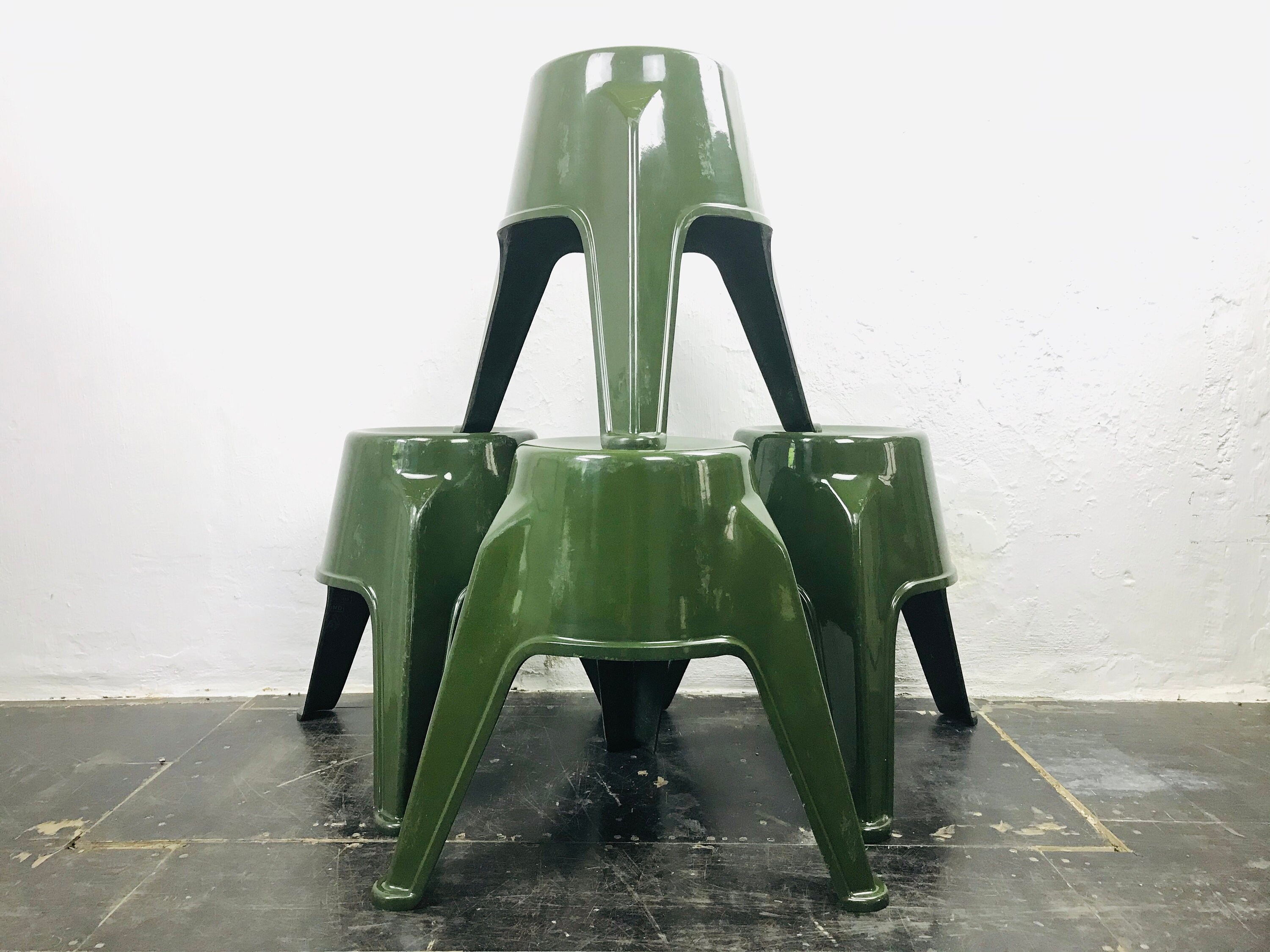 Set of 4 olive green fiberglass stool army eames chair design