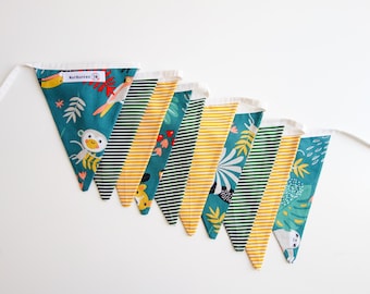 Bunting children&#39;s rooms and party decoration. Garland Jungle: 118.11&quot; inches long with 10 pennants.