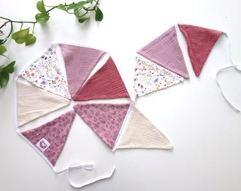 Bunting children&#39;s rooms and party decoration. Garland: 118.11&quot; inches long with 10 pennants