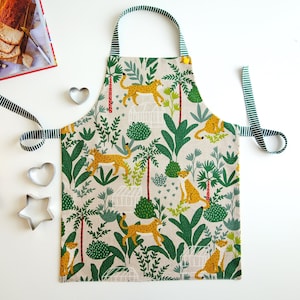 Cheetah children's apron for ages 2 and up. Small cotton apron. Gift for children