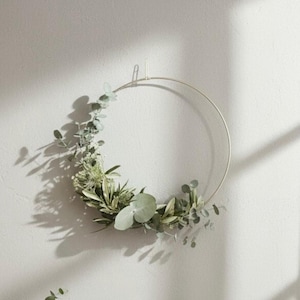 Couronne décorative en anneau pour porte *persistante* couronne d'eucalyptus pour fenêtre