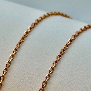 18K ソリッド ゴールド ケーブル チェーン ローズ ゴールド カラー、18 インチ、1 mm、彼女へのギフト、ケーブル ゴールド チェーン、18K ローズ ゴールド チェーン、彼女への誕生日プレゼント。