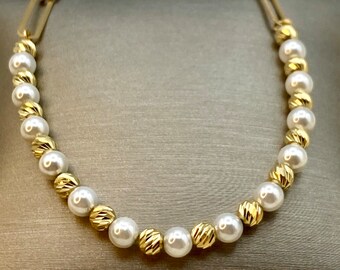 18k Gold Paperclip Chain Necklace: Cultured Pearl & Diamond-Cut Orb