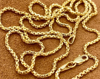 Naszyjnik z łańcuszkiem typu box 2 mm wykonanym ze złota próby 14K