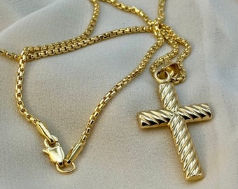 18k Gold Cross Necklace with 2mm Box Chain ,Gold Cross Necklace , For Him, For Her ,Anniversary Gift ,Birthday Gift, Cross Pendant .