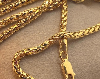 18k Gold Necklaces 