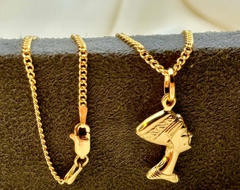 18k Solid Gold Nefertiti Pendant and 18k Gold Curb Chain- symbolizes of beauty, Elegant Gold Egyptian Queen Charm, Birthday Gift , For Her .