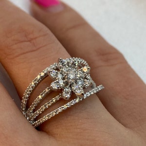 14k White Gold Flower Diamond Ring - 1.00 ctw, SI2, G Color