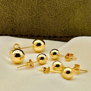 18k Gold Ball Stud Earrings: Solid Gold, 6mm or 8mm