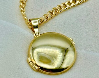14k Gold Locket Necklace, 24 inches, 3.7mm Curb Chain, Round Gold locket pendant, birthday gift, For Her, Memorial Necklace, Birthday Gift.
