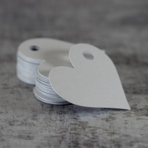 100Pcs Kraft Hollowed-out Heart Gift Tags, Blank Paper with String