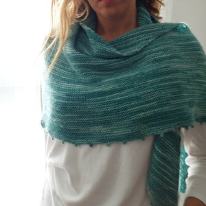 Knitted Shawl Pattern - Angelina Shawl - ENGLISH, SPANISH, ITALIAN Languages - PDF Instant Download - Two Needle Knitting Pattern