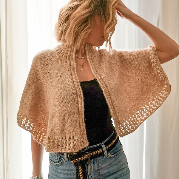 Knitted Cape Pattern - Mimosa Capelet - - SPANISH Language - PDF Instant Download -