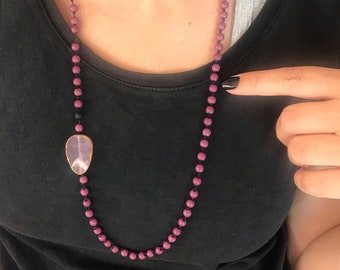 Collier de perles violettes fait main : pendentif pierre bohème, 80 cm