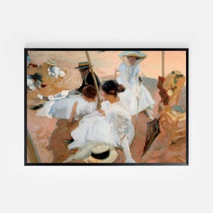 Puede incluir: Una pintura que representa a un grupo de personas en una playa. Las personas visten ropa blanca y sombreros. La pintura está realizada en un estilo realista con un enfoque en las figuras y sus interacciones.