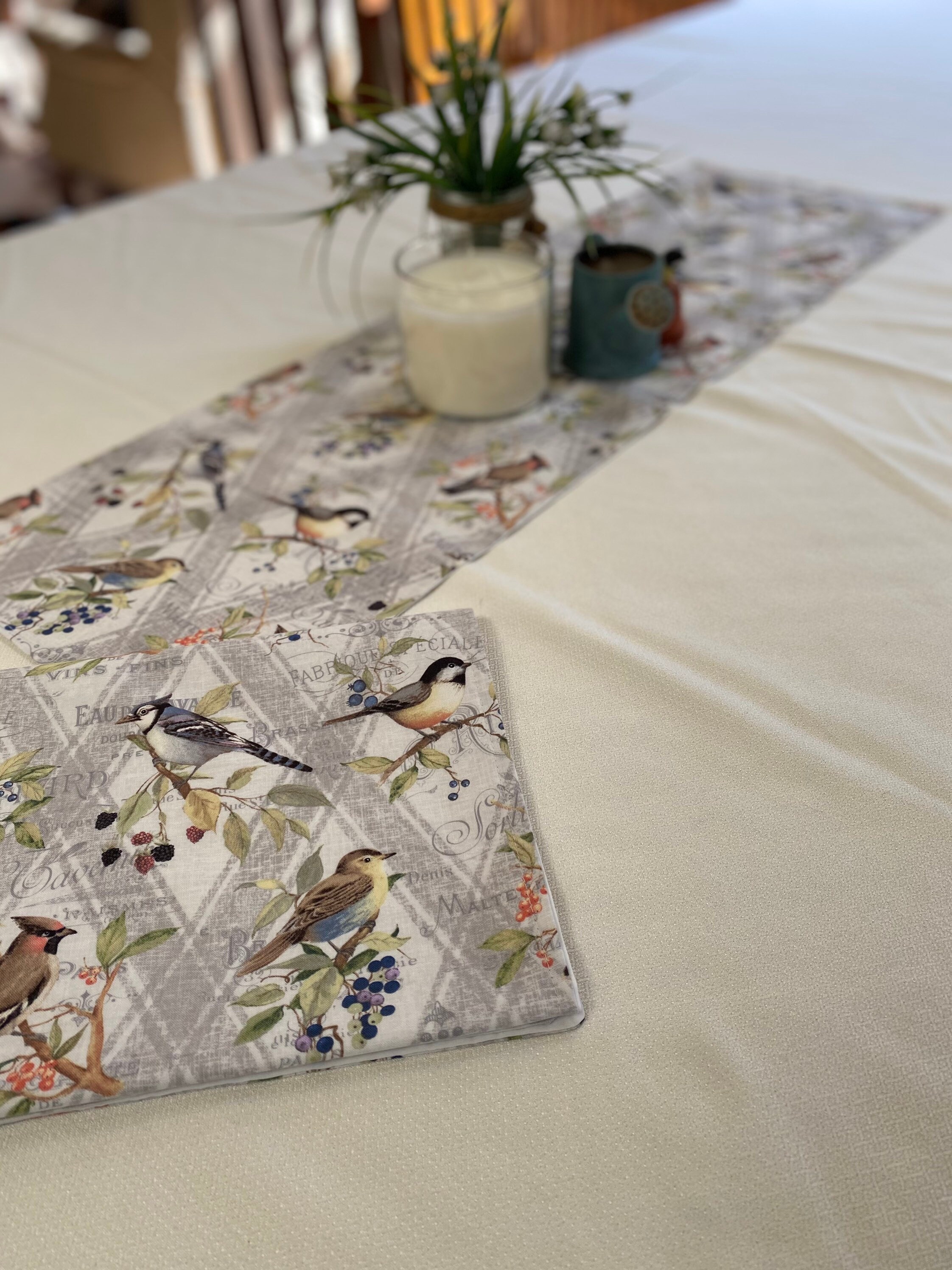 Bird Table Runner Kitchen & Dining Linens Table Linens mindtek.it
