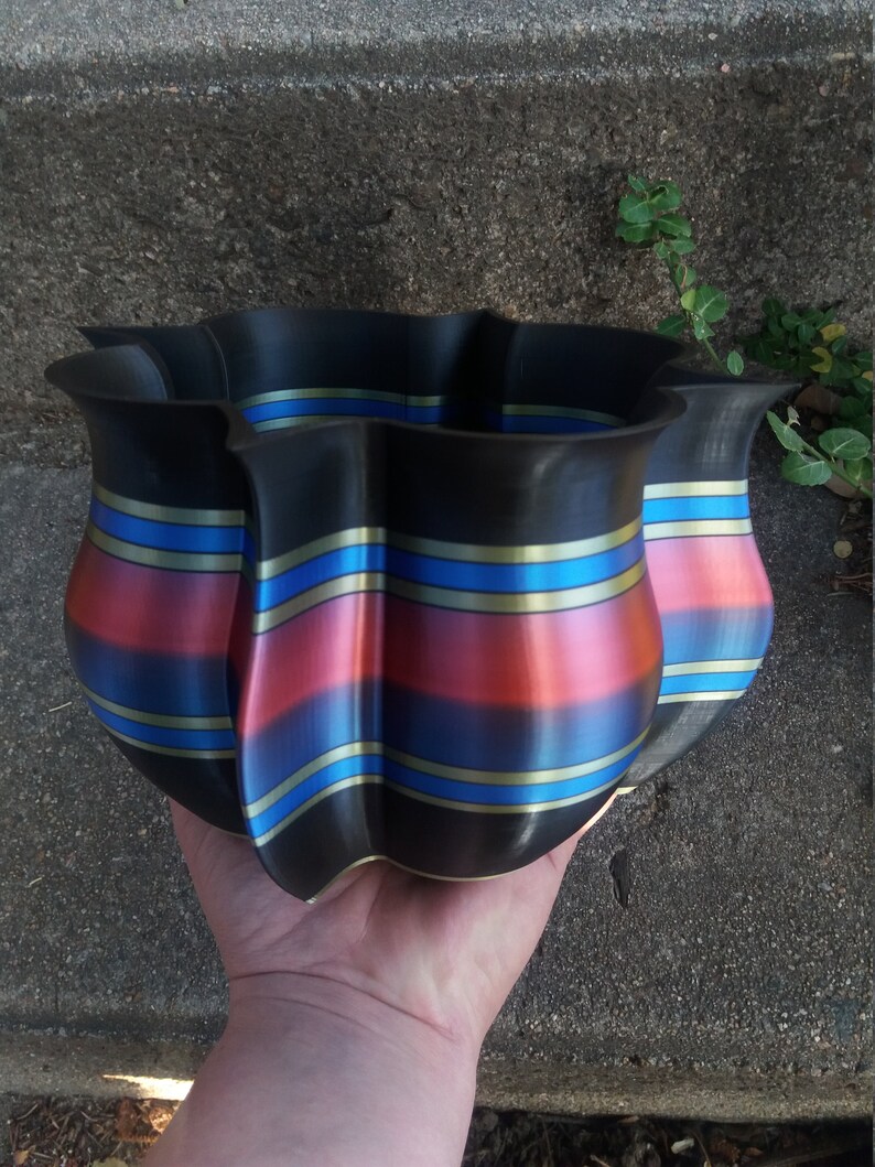 Scalloped Medallion Planter 3DPrintsforPlants! Unique 3D Printed Planter