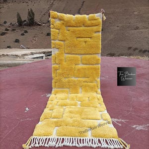 Alfombra Runner amarilla citron, diseño hueco blanco, corredor hecho a mano, corredor de entrada, corredor Beni Mrirt, hecho a la medida