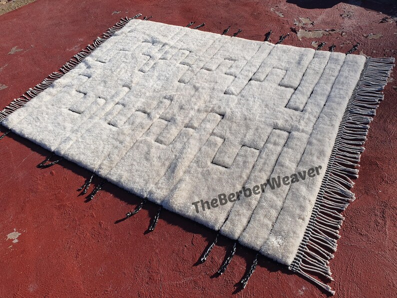 Handwoven Beni Mrirt Rug Off-White Modern Geometric Berber Custom Size Moroccan Area Wool Black hollow design