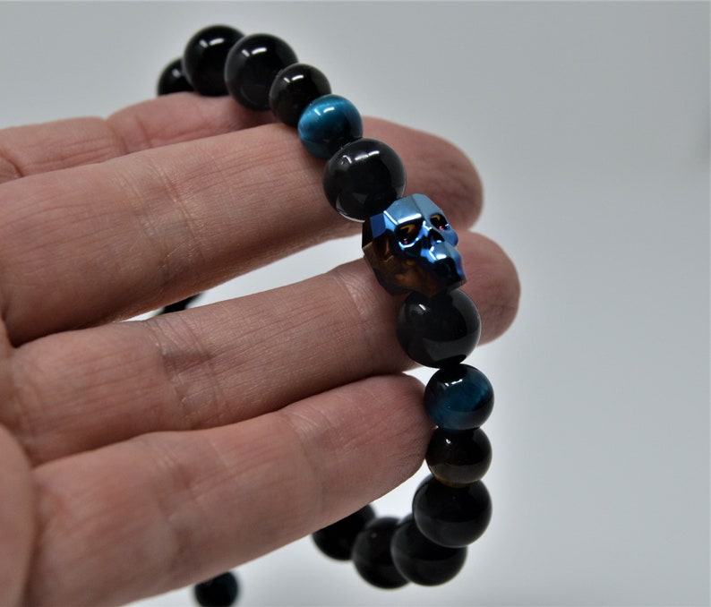 Protection Wealth Men/'s ALIEN Bracelet Skull Onyx Tiger Eye Mala Bracelet Abundance Reiki Infused Wisdom Grounding Healing Energy