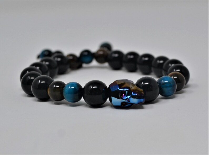 Protection Wealth Men/'s ALIEN Bracelet Skull Onyx Tiger Eye Mala Bracelet Abundance Reiki Infused Wisdom Grounding Healing Energy
