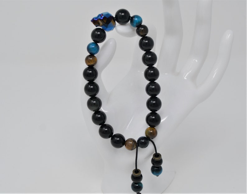 Protection Wealth Men/'s ALIEN Bracelet Skull Onyx Tiger Eye Mala Bracelet Abundance Reiki Infused Wisdom Grounding Healing Energy