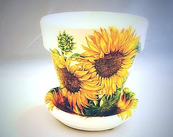 Bright Yellow Sunflower Flower Pot and Matching Saucer, Honey Bee, Summer Fun, Floral Decor