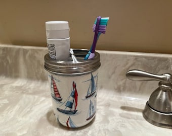 Support de brosse à dents pour voilier
