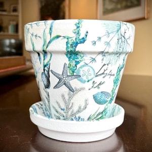 Decoupaged Sea Life Flower Pot: Beach House Nautical Decor
