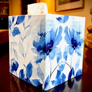 Blue Watercolor Floral Tissue Box Cover: Shabby Chic Farmhouse Decor