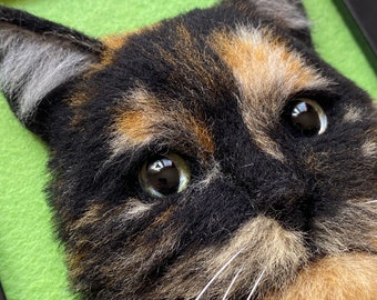Nåltovat kattporträtt: 3D-minnesmärke för husdjur i ram, gåva för förlust av husdjur, kattskulptur, inramat kattporträtt av ullfilt