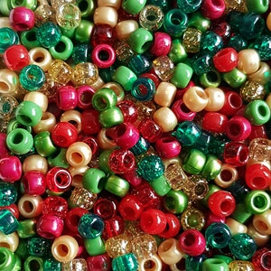 100 Tis the Season Christmas Pony Beads Mix 6mmx9mm Red Green Gold Glitter Pearl Hair Dummy Clip Jewellery Loom Bands Crafts