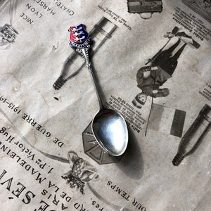 Vintage Hastings Souvenir Silver Plated Spoon. Stamped S M & Co EPNS / Tea Spoon Collector / Tourist Spoon