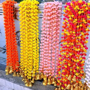 100 Pc FREE SHIPING Pom pom Wedding Backdrop Decor Bell String,Indian Handmand Bell Garlands, Indian Wedding Mehndi Sangeet Party Decor
