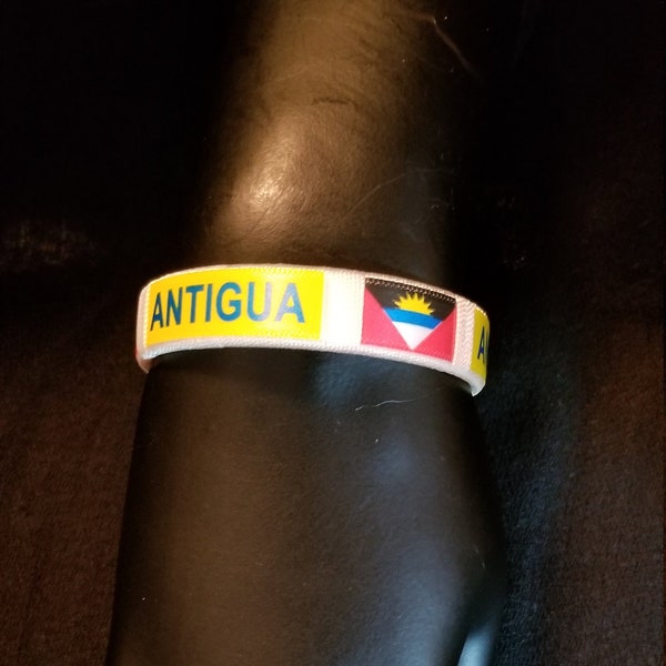 Antigua Snap-on Bracelet