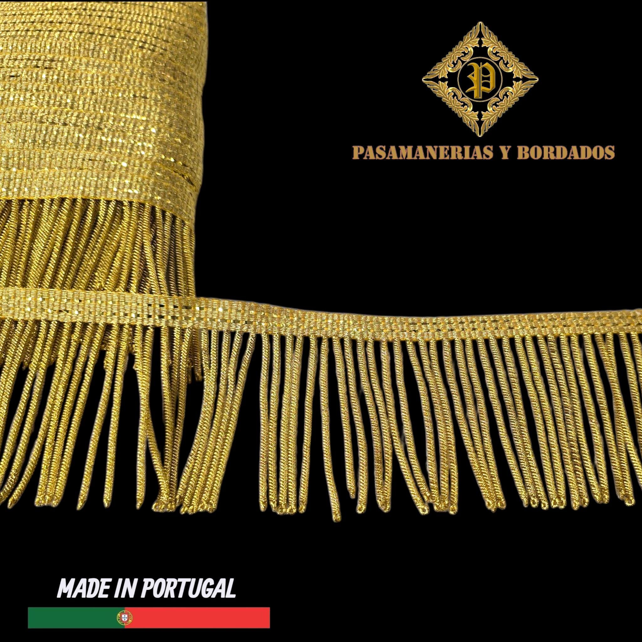 Frangia Senza Cuciture Con Il Bordo Del Panno Della Nappa Elementi Di Vettore Dell Indumento 111429557 - Foto 2