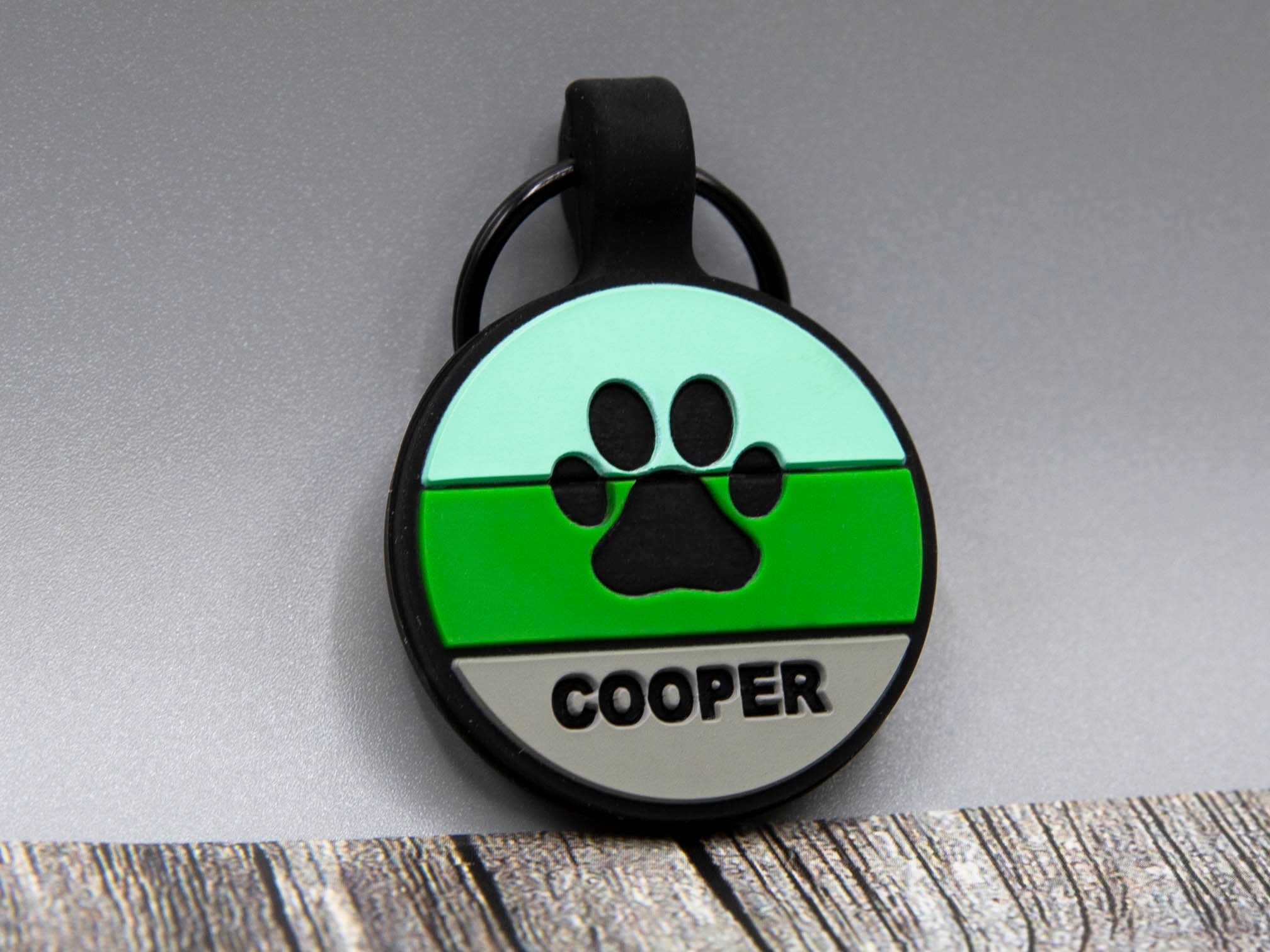 サイレントパーソナライズされた無音デザイナーペットIDタグ - 深く刻まれたシリコン両面&彫刻は長持ちする犬IDタグラウンドグリーン - Etsy 日本 Love Your Pets Soundless Pet タグ - デザイナー ディープ刻印 シリコン - 両面と刻印が長持ち -
