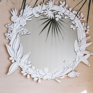 Decoratieve spiegel MAAT L 20&#39;&#39; 50 cm Accent Esthetisch Muurkunst Huwelijkscadeau Woonkamer Woondecoratie Wit gesneden witte spiegels voor badkamer