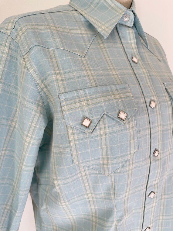 Vintage Mens Western Button down shirt light blue